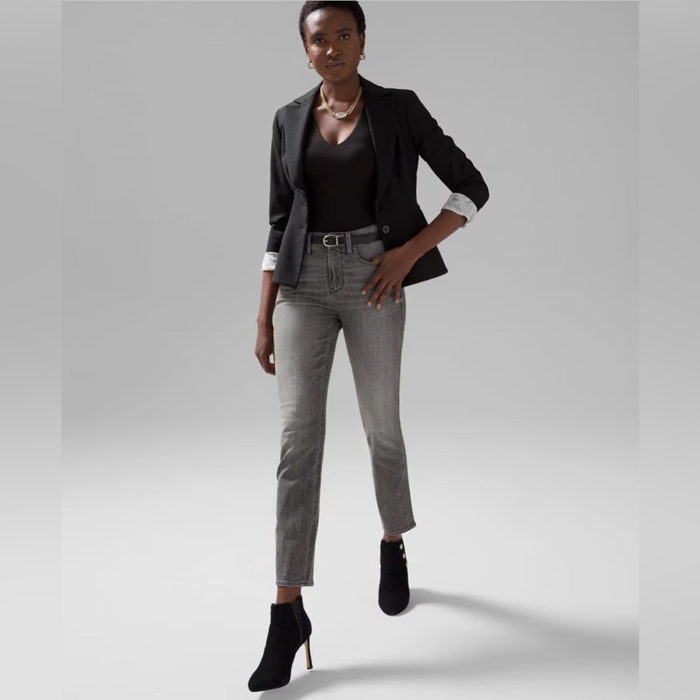 NWT White House Black Black Marble Jeans, size 6